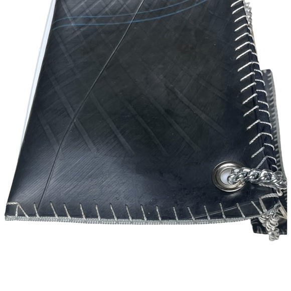 Walleska Ecochic Black Recycled Rubber Handbag Purse Silver Chain &Rubber Handle - Picture 12 of 13